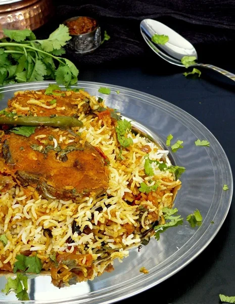 بریانی ماهی