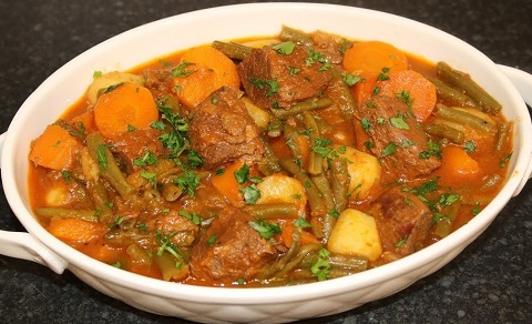 طرز تهیه خوراک مرغ و لوبیا سبز